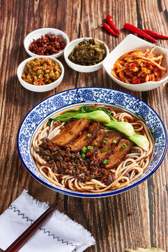 梅菜扣肉粉