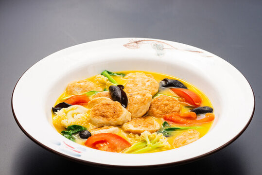 三鮮燴魚(yú)餅