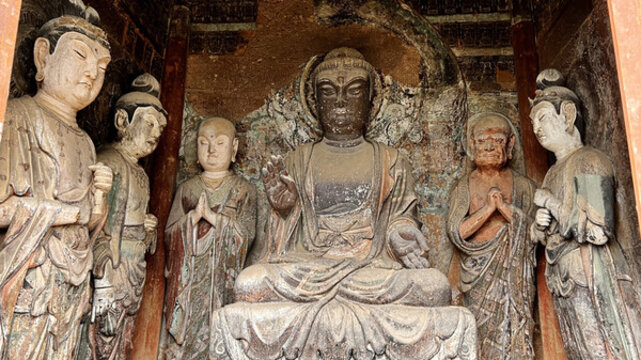 麥積山石窟佛像