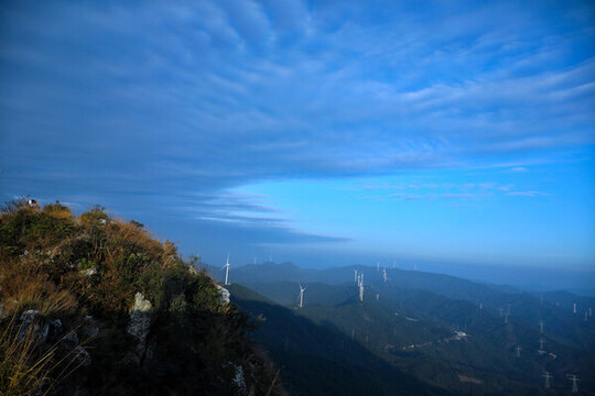 藍天高山