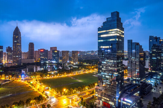 航拍紹興現(xiàn)代建筑夜色