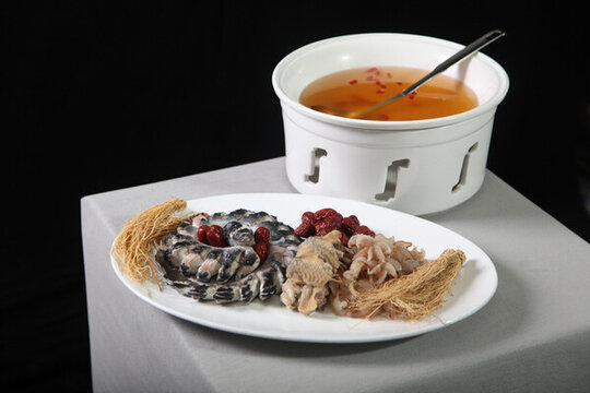 牛鞭海鰻養(yǎng)生湯