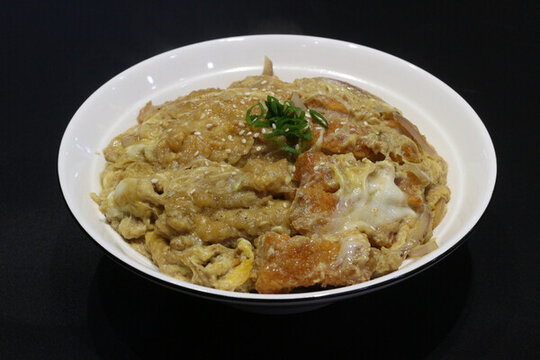 豬排雞肉雙拼丼