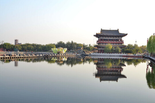 清明上河園