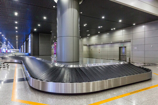 機(jī)場(chǎng)行李傳送帶