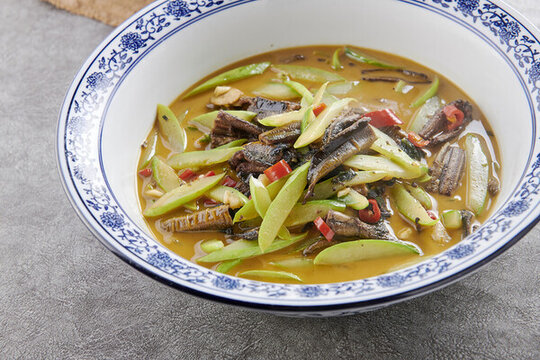 黃瓜燜鱔魚(yú)