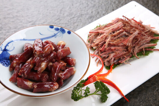 風(fēng)干腸拼風(fēng)干牛肉