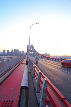重慶長江大橋傍晚黃昏夕陽風景