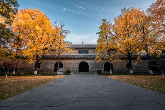 深秋下的靈谷寺景區(qū)無梁殿