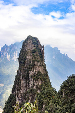 廣西金秀五指山景區(qū)景觀雄奇秀麗
