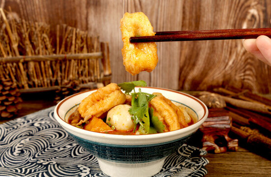 麻辣燙油條肥牛魚丸香菜