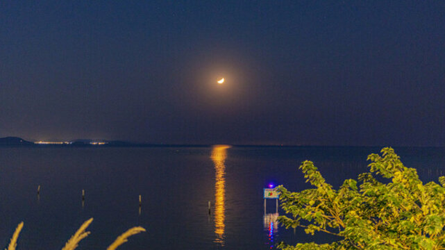 太湖月夜