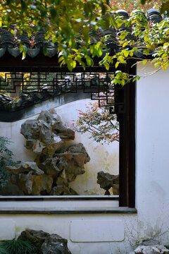 園林窗景