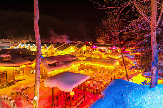 雪鄉(xiāng)夜景