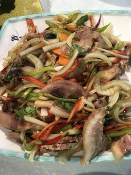 拌豬頭肉