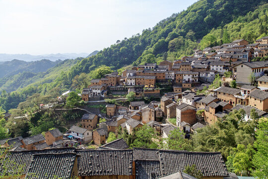 陽產(chǎn)土樓