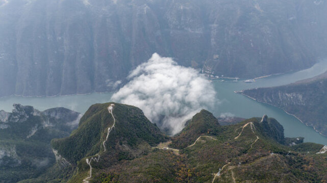 奉節(jié)三峽之巔小三峽神女峰