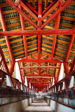 白巖寺長廊