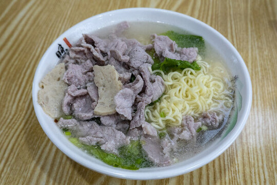瘦肉湯面
