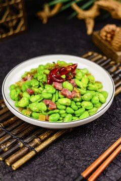 臘肉炒蠶豆米