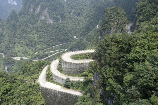 湖南張家界天門(mén)山盤(pán)山路