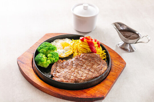 肉眼牛排