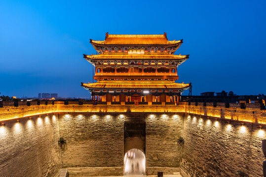 中國山西忻州古城南城門夜景