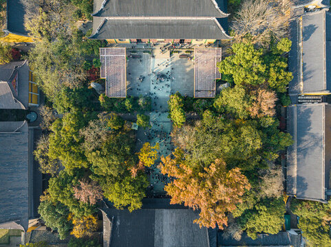 杭州靈隱寺秋色