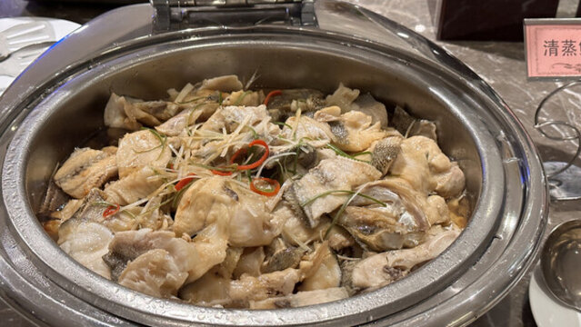 清蒸鱸魚(yú)