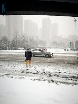 雪后的街道