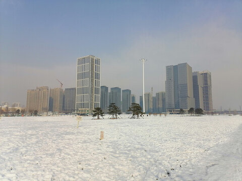 城市雪景