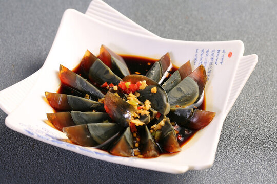 姜汁松花蛋