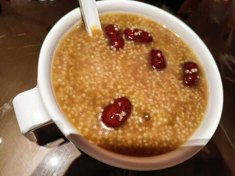 小米紅棗粥