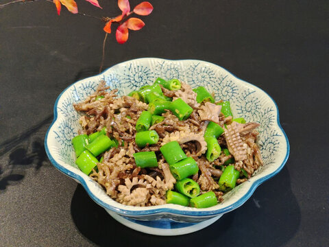 青椒炒龍爪菌