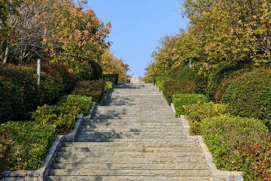 邳州禹王山抗日阻擊戰(zhàn)遺址紀(jì)念園