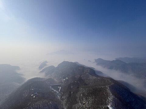 云臺(tái)山云海雪景