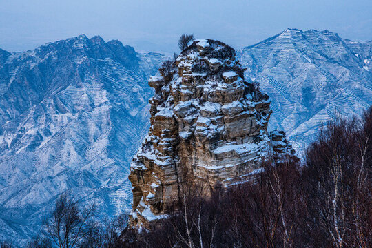 山區(qū)山脈山峰雪景