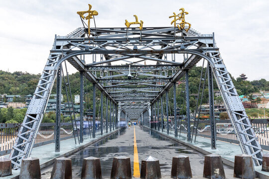 中國(guó)蘭州黃河第一大橋