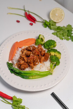 雜醬蓋飯