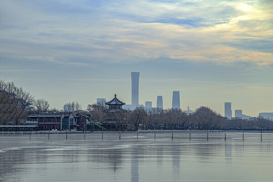 北京什剎海與中國(guó)尊