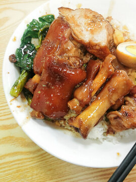 豬蹄飯
