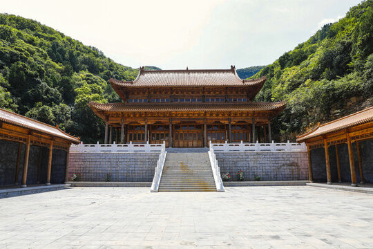 山東濟(jì)南云臺(tái)寺