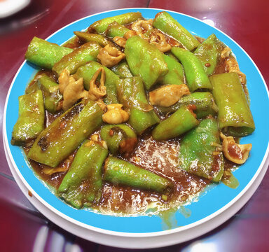 辣椒肉醬包炒肥腸