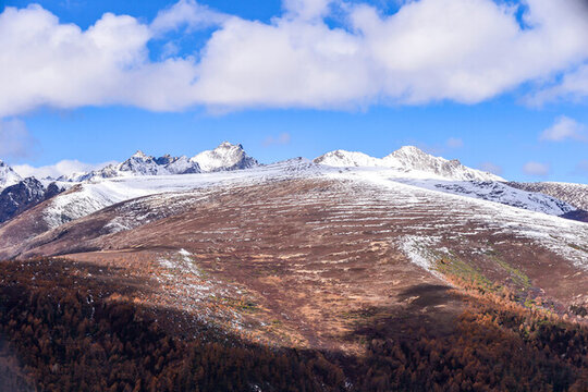 白馬雪山