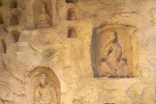 洛陽(yáng)石窟