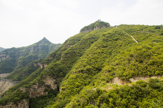 山巒