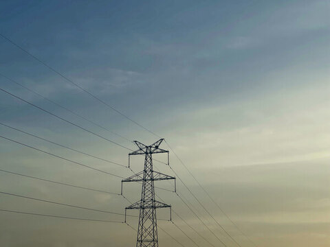 電塔