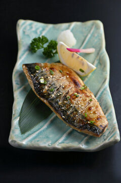 碳烤青花魚