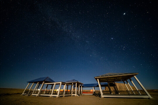 長廊與星空