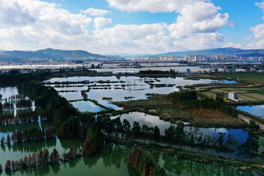 滇池風(fēng)光